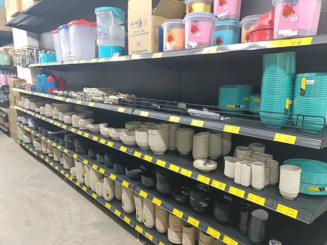 Pasaraya Rakan Temerloh - Rakanda Timur Sdn Bhd - Gastronomi dan perhotelan