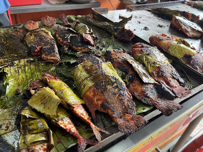 Comentarii opinii despre Restoran Ikan Bakar Seri Melaka Jalan Bellamy
