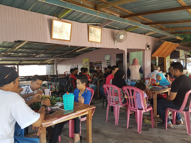 Awie Satar & Otak-otak - Gastronomi dan perhotelan