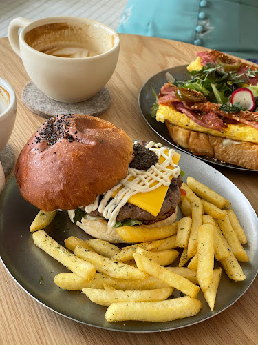 RaRa Coffee Bandar Utama - Petaling Jaya