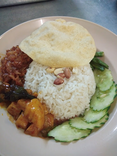 Suzimi Vegetarian Food Jerantut - Gastronomi dan perhotelan