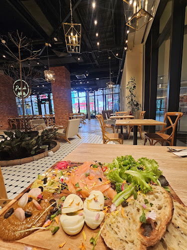 POKOK LaLaport - Kuala Lumpur