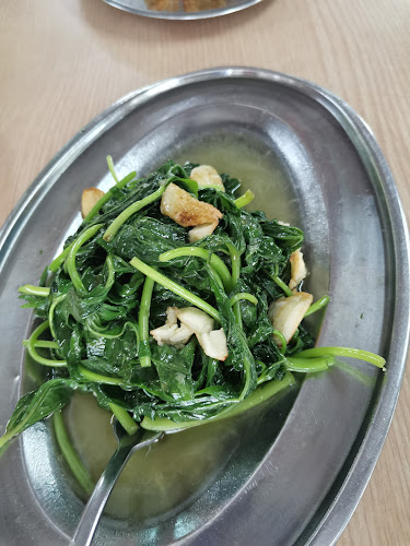 Opinii despre Jit Yue Hiong Seafood în Sitiawan - Gastronomi dan perhotelan