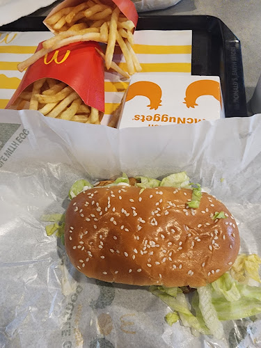 Opinii despre McDonald's Giant Jalan Kebun DT în Klang - Gastronomi dan perhotelan