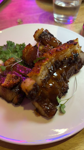 Comentarii opinii despre Meat Feds by Chef Yenni Law