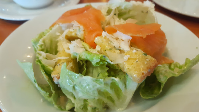 Gianni's Trattoria - Gastronomi dan perhotelan