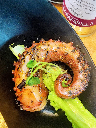 Comentarii opinii despre Meat Feds by Chef Yenni Law