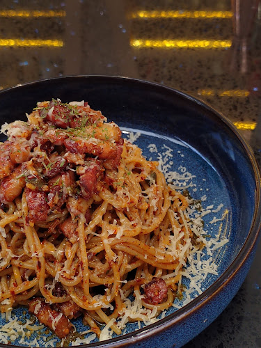 Comentarii opinii despre Round Bar