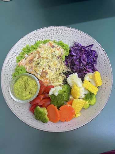 Opinii despre The Five 五色餐 în Gelang Patah - Gastronomi dan perhotelan