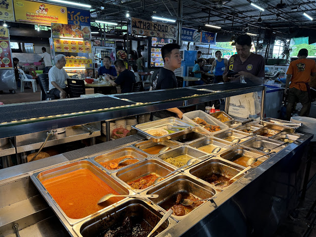 The Shark - Gastronomi dan perhotelan