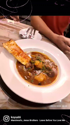 Deluxcious Spa & Restaurant - George Town