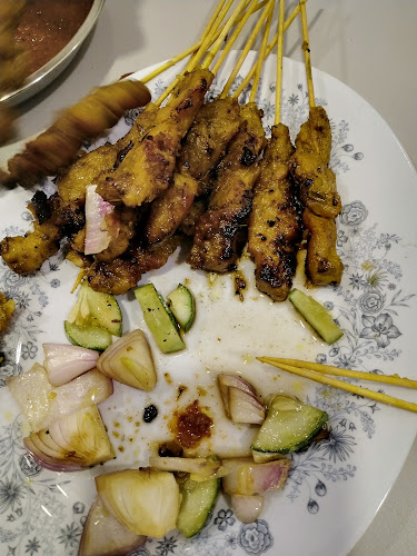 Satay Abang Razak - Gastronomi dan perhotelan