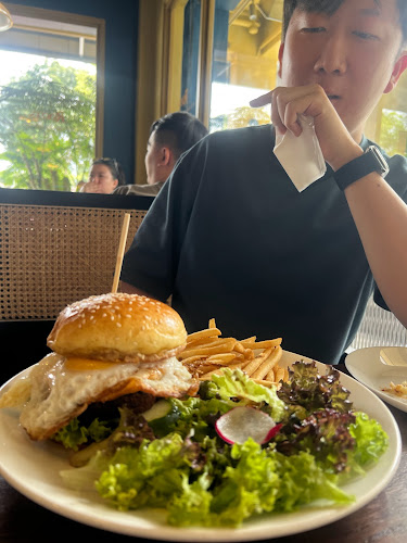 Comentarii opinii despre Roots Mount Austin (Relocating, To be announced)