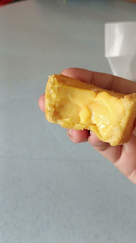 Kedai Roti Gold Crown 金冠面包中西饼店 - Sandakan