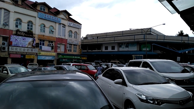 3rd Mile Market - Kuching