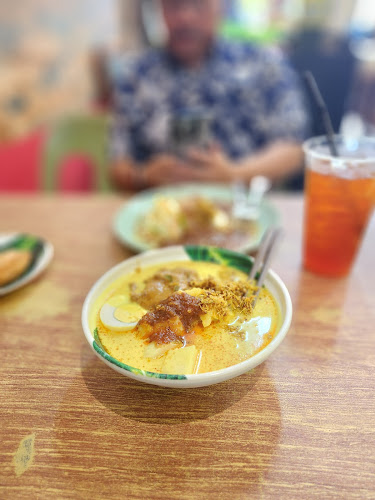 Selera Johor (Lontong Darat) JOH/BAH SYG 7395 - Gastronomi dan perhotelan