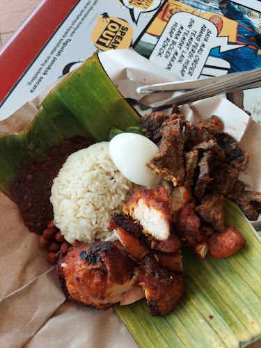 Opinii despre Little Hainan • 小海南雞飯館 în Kuching - Gastronomi dan perhotelan