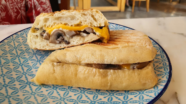 Breakfast Thieves APW Bangsar - Kuala Lumpur