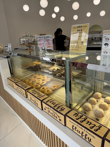 Comentarii opinii despre Cafe Fluffy - Everyday Handmade Dessert Cafe: Premium Donuts & Coffee