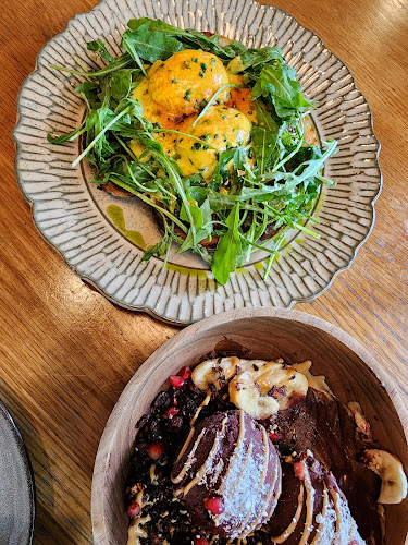 Opinii despre Common Man Coffee Roasters - Kuala Lumpur în Kuala Lumpur - Gastronomi dan perhotelan