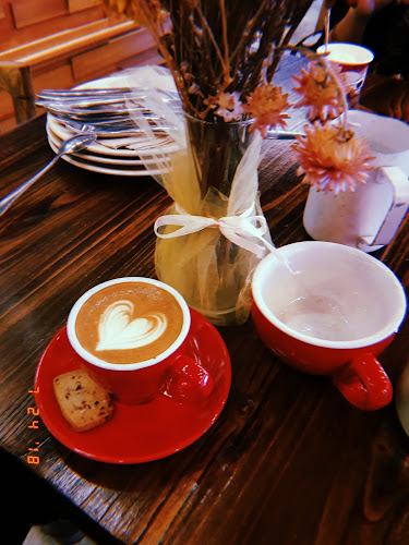 Flower Girl Coffee - Sunway Geo - Gastronomi dan perhotelan