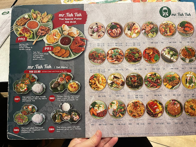 Comentarii opinii despre Mr. Tuk Tuk @ Starling Mall (Last call 9:30pm)