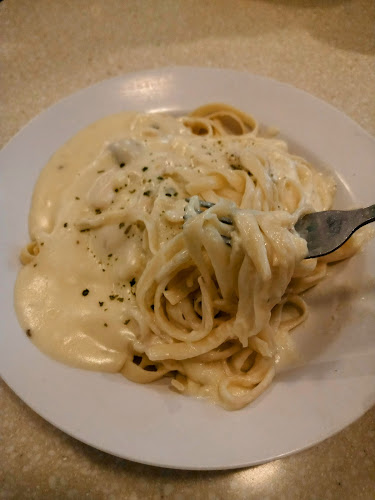 Pizza & Cafe Milano Suria KLCC - Gastronomi dan perhotelan