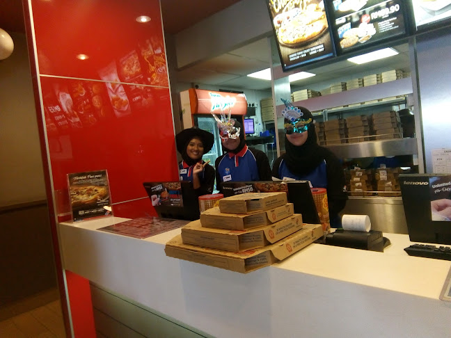 Domino's Pizza Kubang Kerian - Gastronomi dan perhotelan