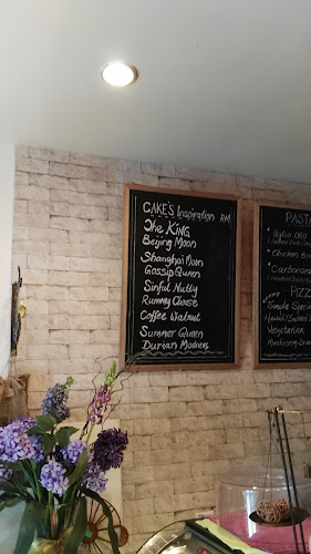 Simple Cafe And Treats - Ipoh