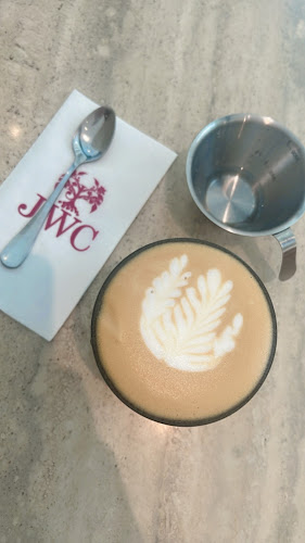 Comentarii opinii despre The Messengers by JWC