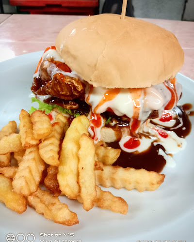 Warisan Sejati Corner Kulim - Gastronomi dan perhotelan