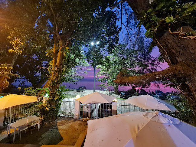 Colourful Beach Cafe @PDGH - Gastronomi dan perhotelan