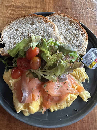 Comentarii opinii despre Frisky Goat Bakery Cafe