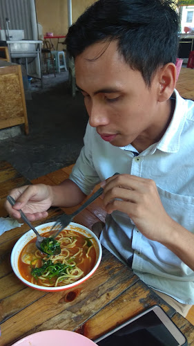 Comentarii opinii despre Warung Pak Din Palm Grove Klang