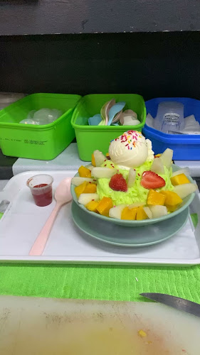 Medan Selera Taman Kosas - Gastronomi dan perhotelan