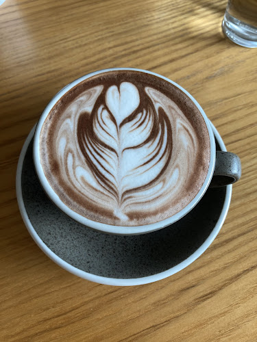 Opinii despre The Moment Cafe 瞬 · 咖啡館 în Kota Kinabalu - Gastronomi dan perhotelan