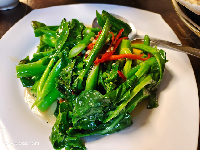 Hen Seafood Restaurant • Non Halal