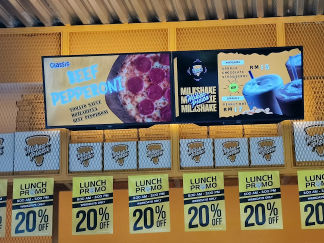 Miker Pizza Tambun - Gastronomi dan perhotelan