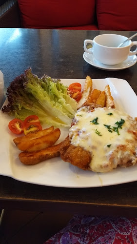 Restoran Secret Recipe - Gastronomi dan perhotelan