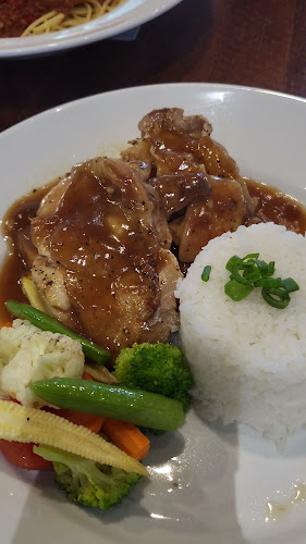 The Old Court House, Jalan Tun Abang Haji Openg, Kuching, 93000 Kuching, Sarawak