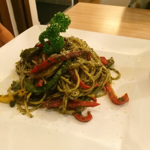 Botanist Cafe - Gastronomi dan perhotelan