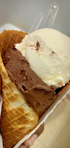 Inside Scoop Bangsar - Gastronomi dan perhotelan