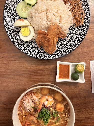 Opinii despre Parsley Miri în Miri - Gastronomi dan perhotelan