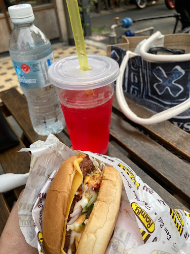 Opinii despre Ding Dong Burger Station în Kuala Lumpur - Gastronomi dan perhotelan