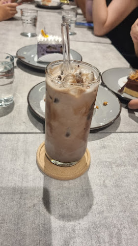 DailyTasteArt Uptown - Gastronomi dan perhotelan