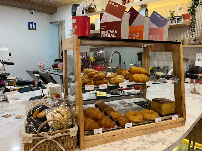 Feel’in Coffee Bar - Gastronomi dan perhotelan