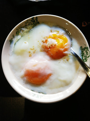 818 Cafe & Hair Studio