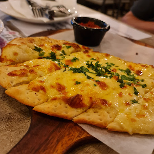 Pizza Hut Restaurant Kubang Kerian - Kota Bharu