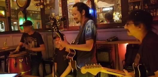 Comentarii opinii despre Junk Cafe