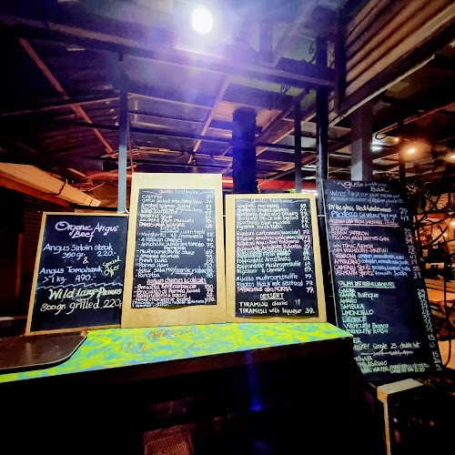 Gusto Food & Wine Cucina Italiana - Gastronomi dan perhotelan